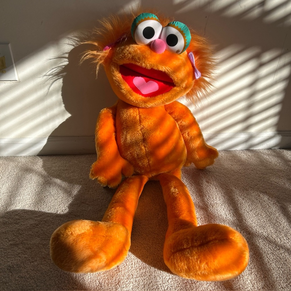 RARE Playskool Plush Zoe 36” Jumbo 1995 Hasbro Sesame Street Furry Vtg Large NWT